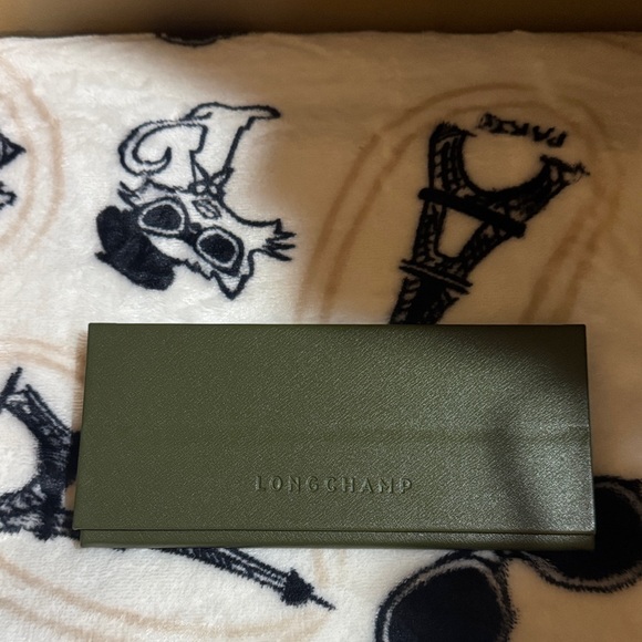 NWT Longchamp Brown Women Sunglasses With Collapsable Case & Cloth - Picture 8 of 8